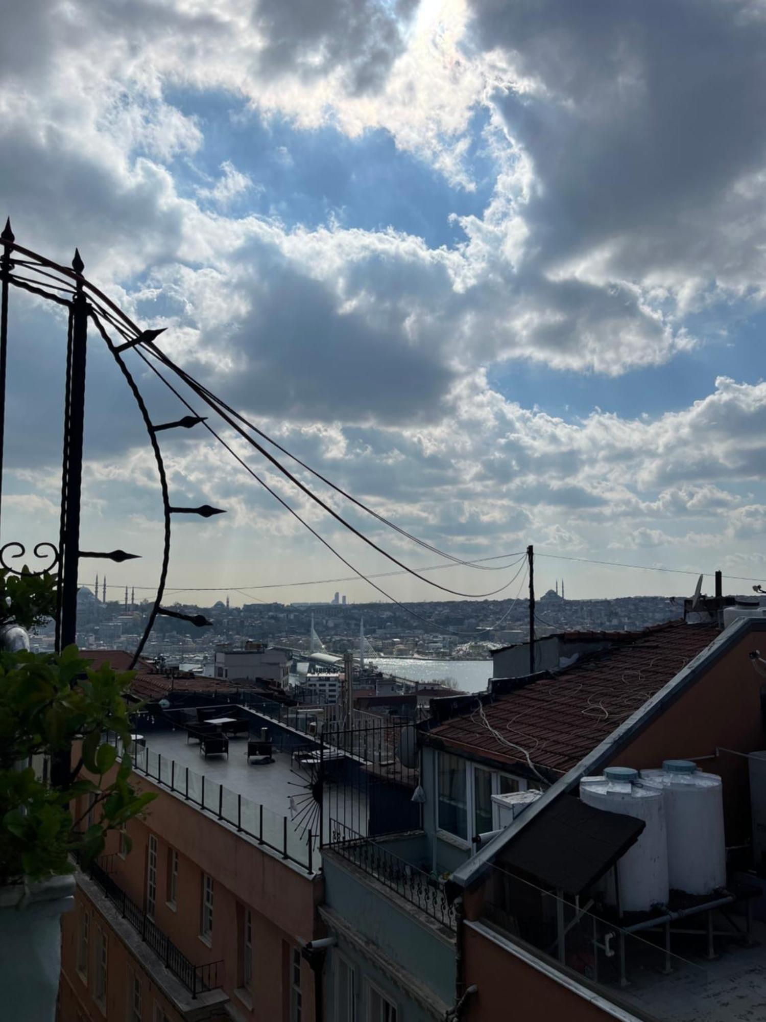 شقة Ganbaru Tours - Flats In Galata اسطنبول المظهر الخارجي الصورة