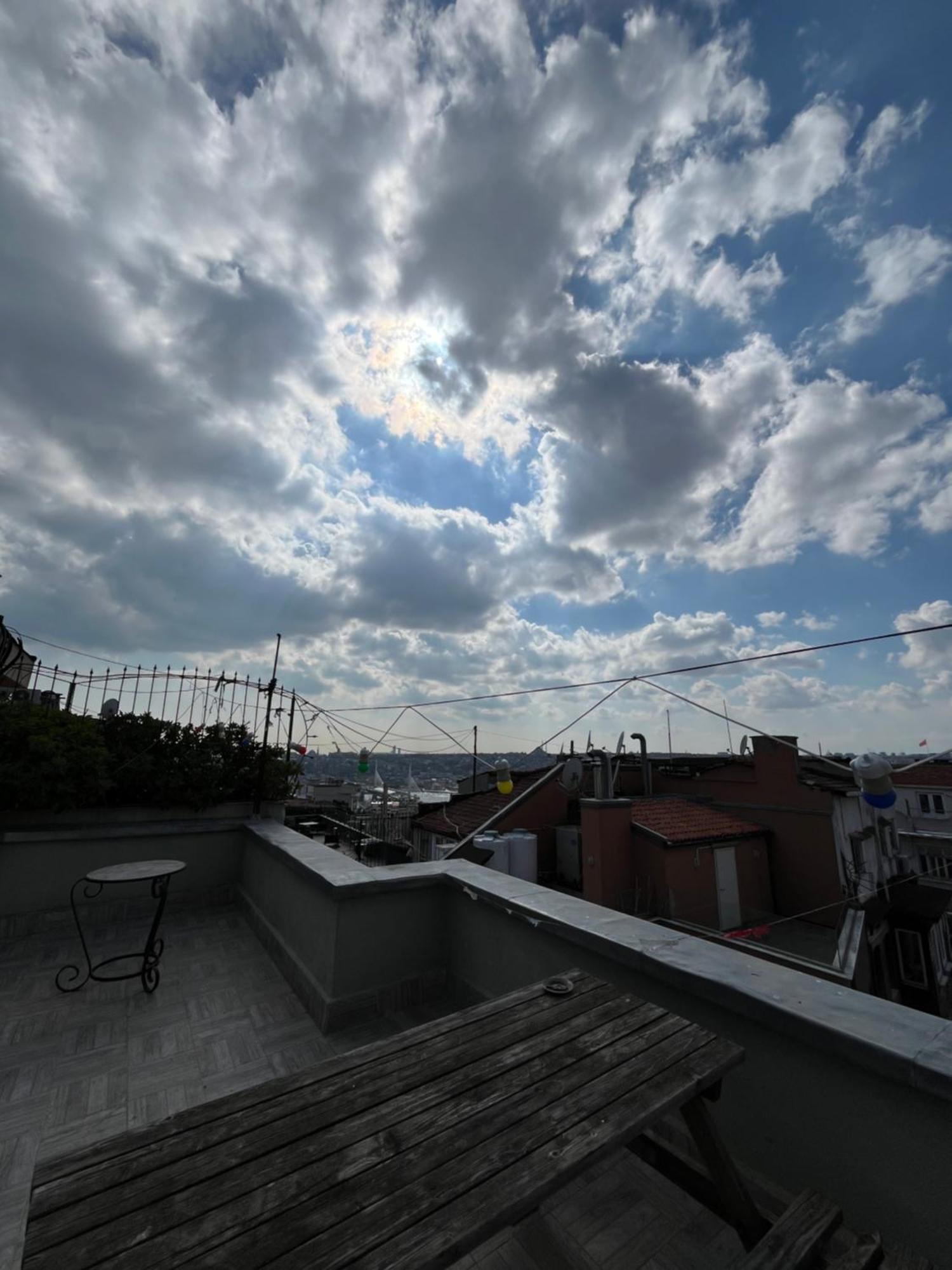 شقة Ganbaru Tours - Flats In Galata اسطنبول المظهر الخارجي الصورة